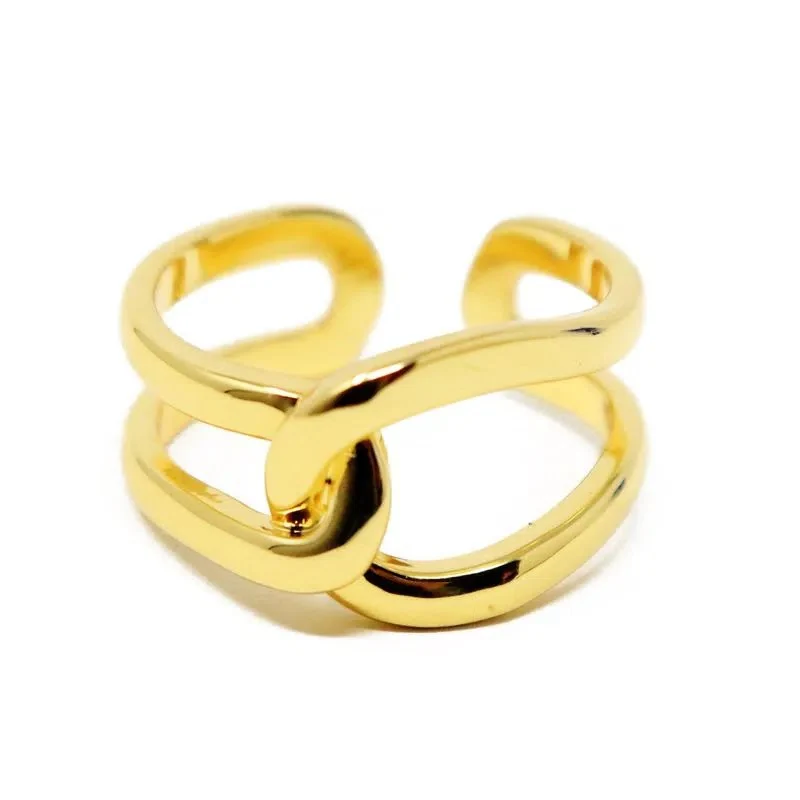 Anillo Cruzado Elegante – Color Dorado | Modelo LX-9628R